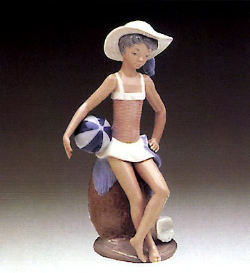 Lladro Summer 1984-99 Porcelain Figurine
