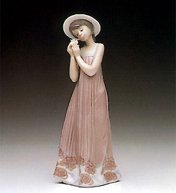 Lladro Cindy 1990-98 *** Porcelain Figurine