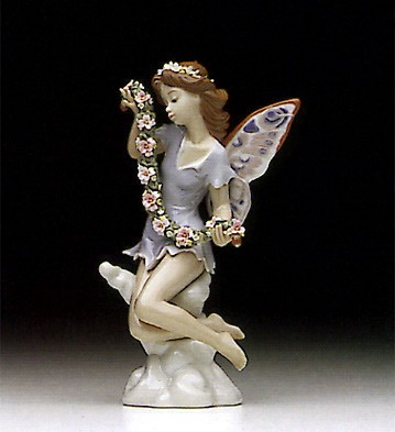 Lladro Fairy Garland Porcelain Figurine