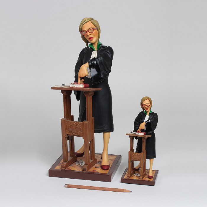 Guillermo Forchino Lady Lawyer 1/2 scale Comical Art Figurines