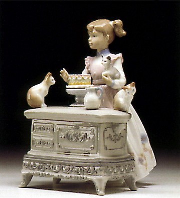 Lladro Birthday Party Porcelain Figurine