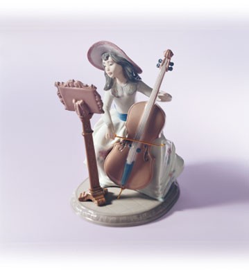 Lladro Concerto  1996-02 Porcelain Figurine