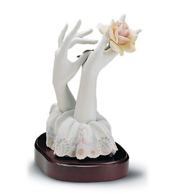 Lladro Romantic Gesture Le2000 1998-01 Porcelain Figurine