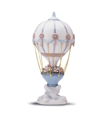 Lladro Flying High 1998-00 Porcelain Figurine