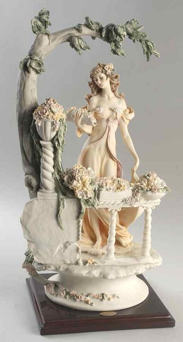 Giuseppe Armani Flower Girl Sculpture