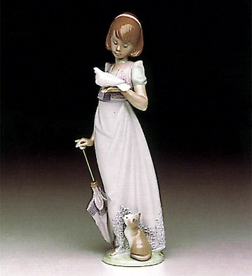 Lladro Summer Stroll Porcelain Figurine