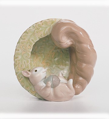 Lladro Squirrel Natural Frames Porcelain Figurine