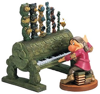 WDCC Disney Classics Snow White Grumpy Humph From Snow White