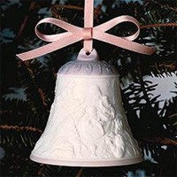 Lladro Christmas Bell 1997 Porcelain Figurine