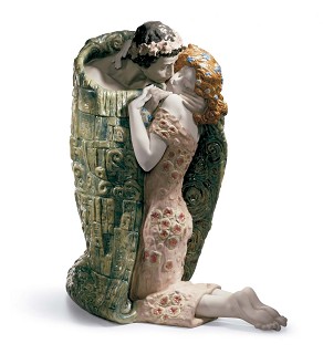 Lladro-THE KISS