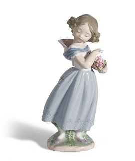 Lladro-ADORABLE INNOCENCE 