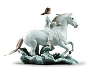 Lladro-Riding her horse on the seashore