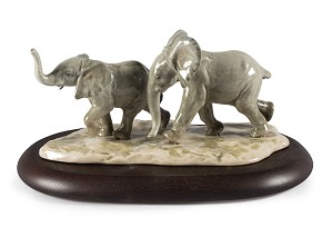 Lladro-Following The Path Elephants