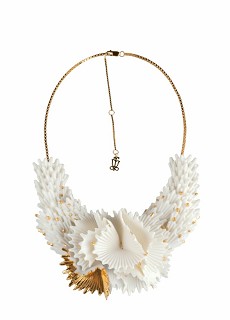 Lladro Jewelry-Actinia Necklace White and Golden luster