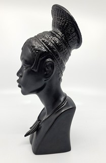 Lladro-HEAD OF CONGOLESE WOMAN