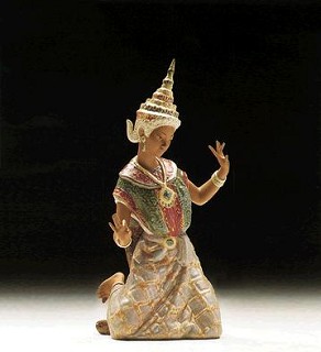 Lladro-Thai Dancer 1977-99