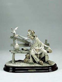 Giuseppe Armani Gallery Featuring New and Retired Armani Figurines