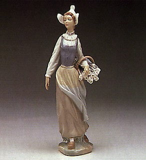 Lladro-Dutch Girl 1974-85