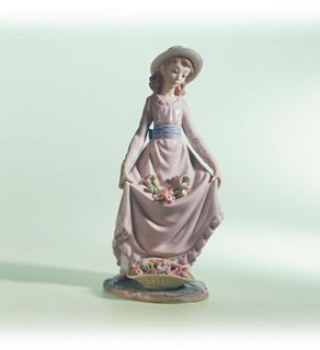 Lladro-Flower Curtsey 1979-04