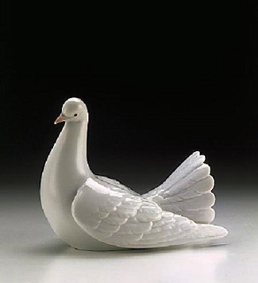 Lladro-Proud Dove 1996-99