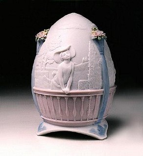 Lladro-Garden Stroll-1998 Ltd egg