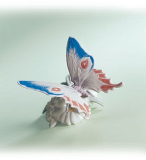 Lladro-Graceful Landing