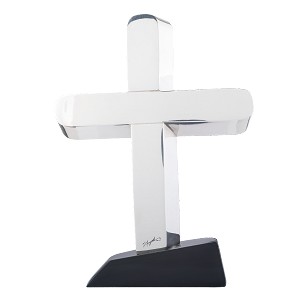 Dargenta-Faceted Cross