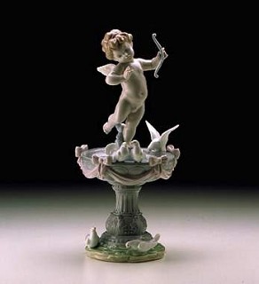 Lladro-Fountain Of Love