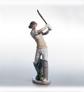 Lladro-Cricket Player