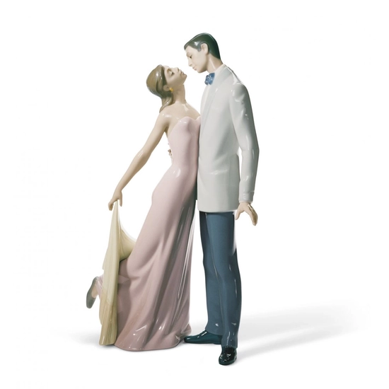 Lladro - Happy Anniversary Couple