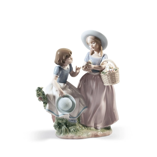 Lladro - GIRLFRIENDS