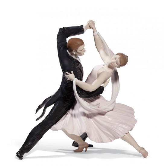 Lladro - Elegant Foxtrot Couple