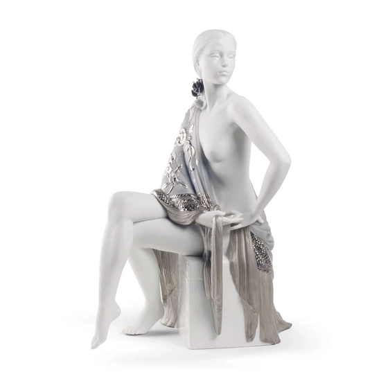 Lladro - NUDE WITH SHAWL (RE-DECO)