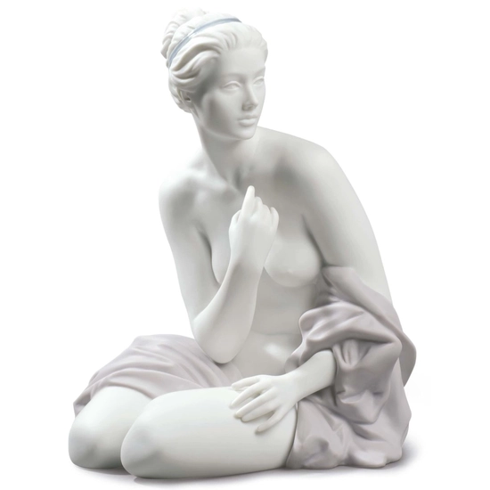 Lladro - SITTING BATHER