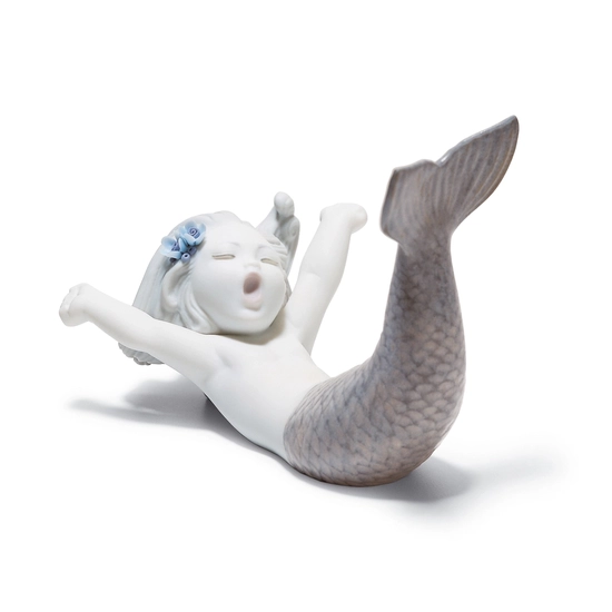 Lladro - WAKING UP AT SEA