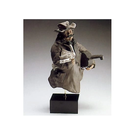 Lladro - Cellist