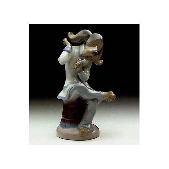 Lladro - Dog Singer 1971-78