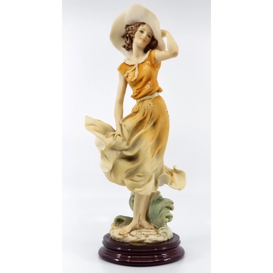 Giuseppe Armani - April 1997 Figurine Of The Year
