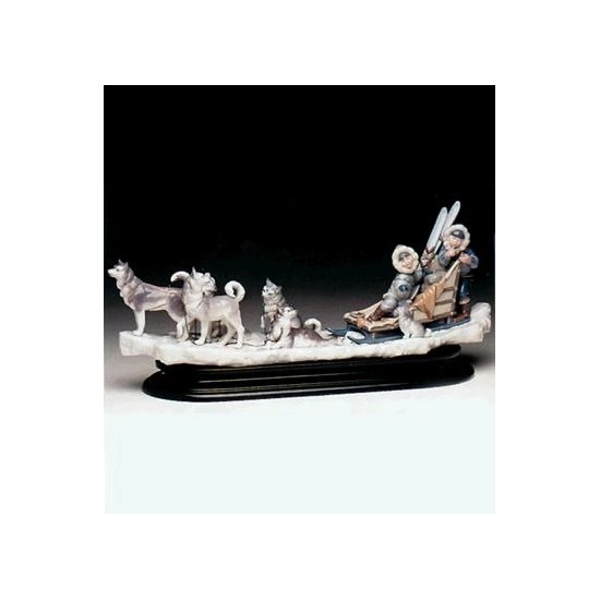Lladro - Onward Le1000 1991-93