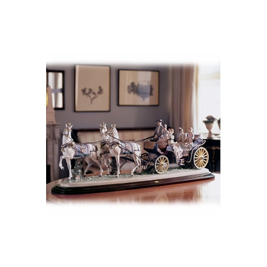 Lladro - Outing In Seville (500)