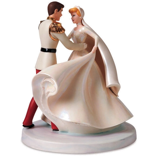WDCC Disney Classics - Cinderella & Prince Charming Cake Topper Happily Ever After
