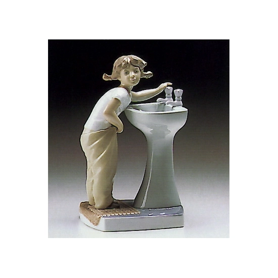 Lladro - Clean Up Time 1973-93