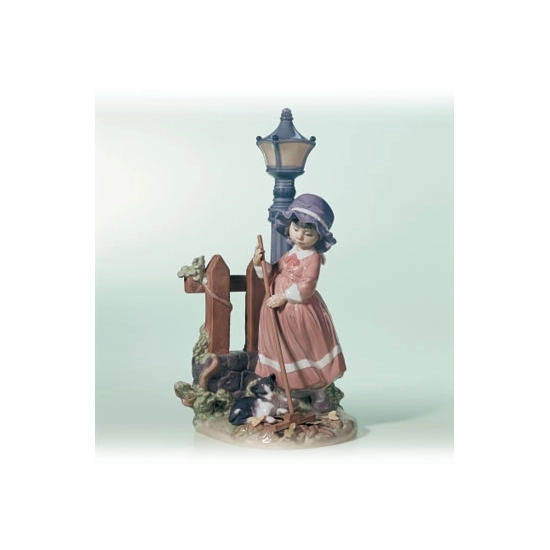 Lladro - Fall Clean Up