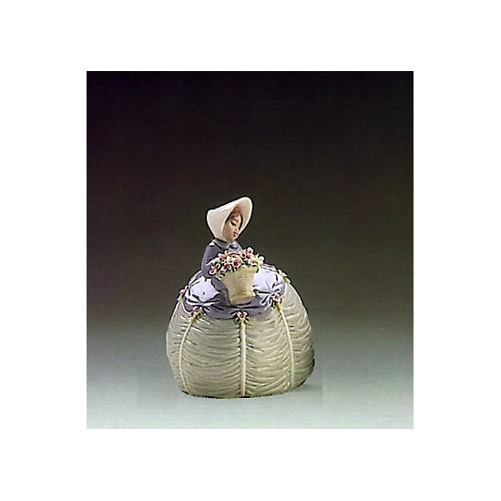 Lladro - Petite Maiden 1986-89