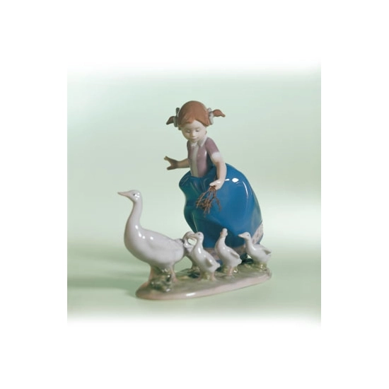 Lladro - Hurry Now