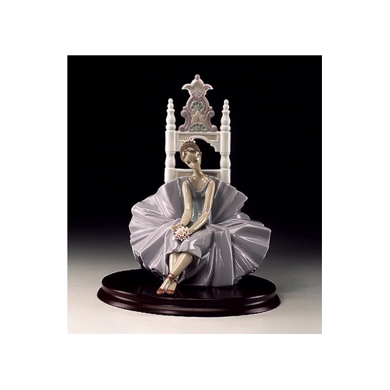 Lladro - Posing For A Potrait 1998-00