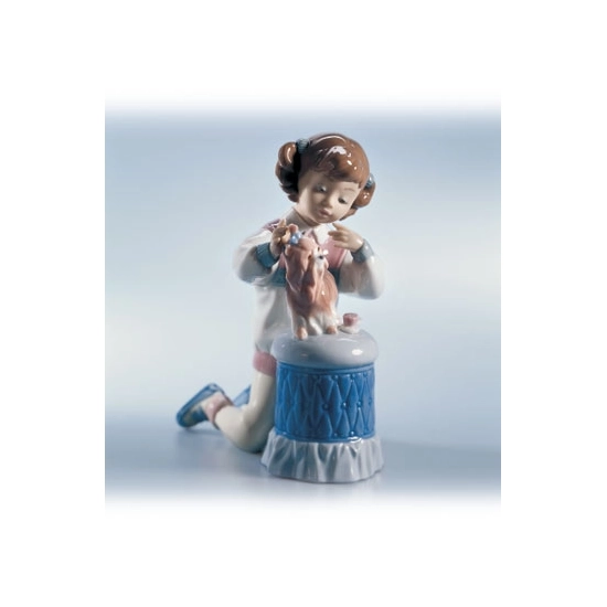 Lladro - My Pretty Puppy 1999-02