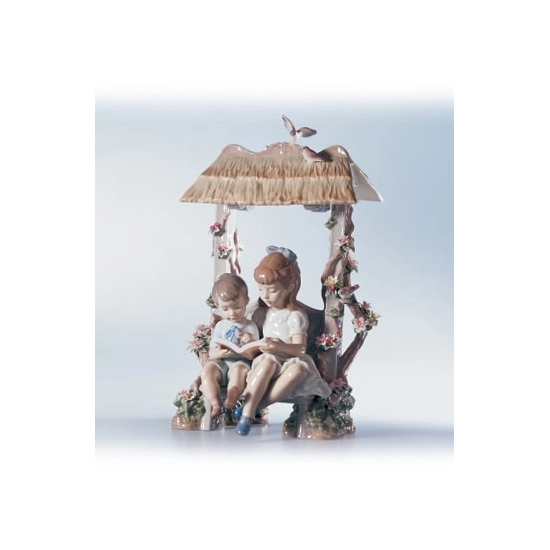 Lladro - A Reading Lesson