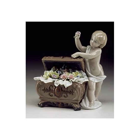 Lladro - Petals Of Hope