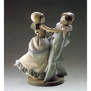 Spring by Lladro | Handcrafted Spanish Porcelain Art - 5217